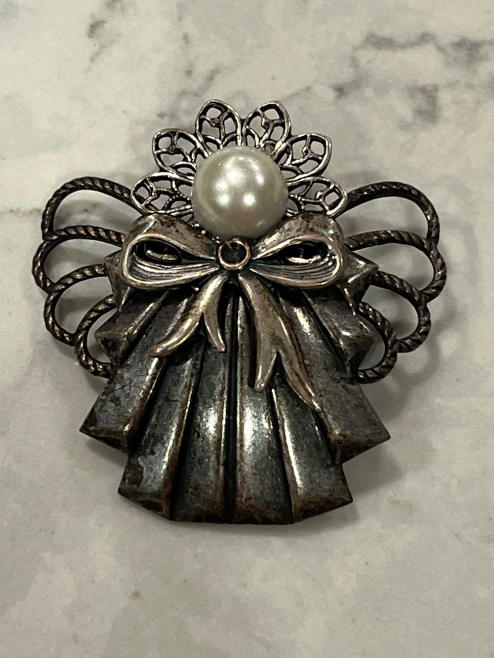 Vintage Silver faux Pearl angel Brooch
